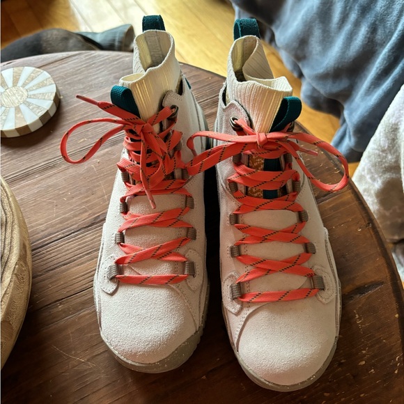 The North Face Back to Berkeley III Sport Waterproof Boots 🩷 - Picture 4 of 4